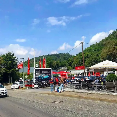 Motorsport Apartment: Bestlage An Der Nordschleife Apartment Adenau
