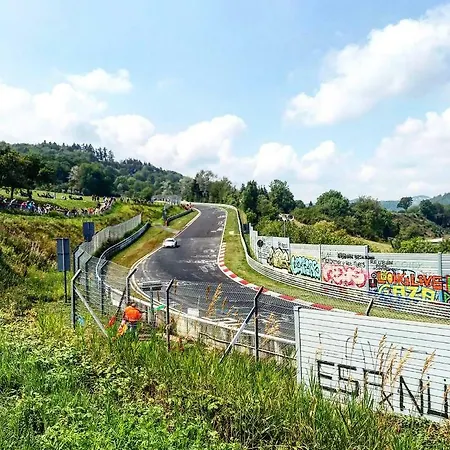 Motorsport Apartment: Bestlage An Der Nordschleife Adenau